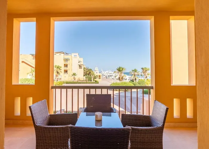 شقة Marina Retreat, 3br, New Marina, El Gouna *
