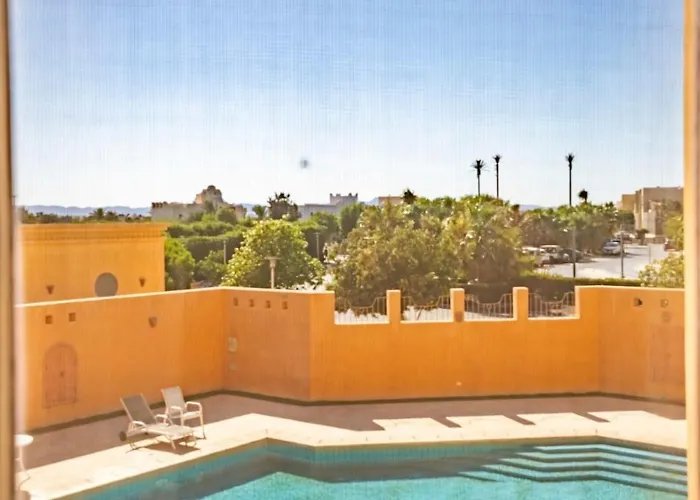 Marina Retreat, 3br, New Marina, El Gouna *