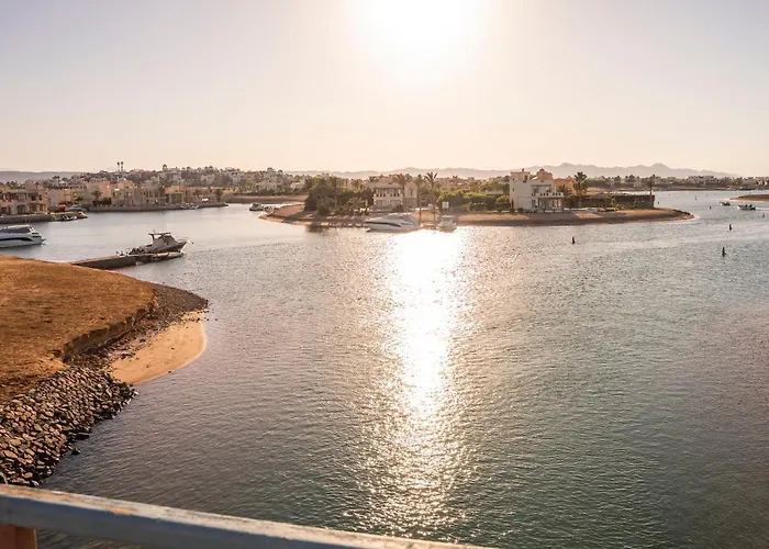 Marina Retreat, 3br, New Marina, El Gouna الغردقة